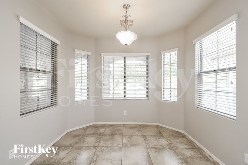 Building Photo - 4191 E Velasco St