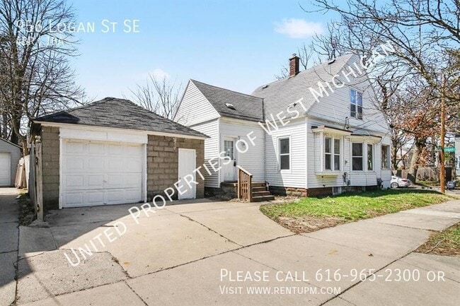 Building Photo - 956 Logan St SE