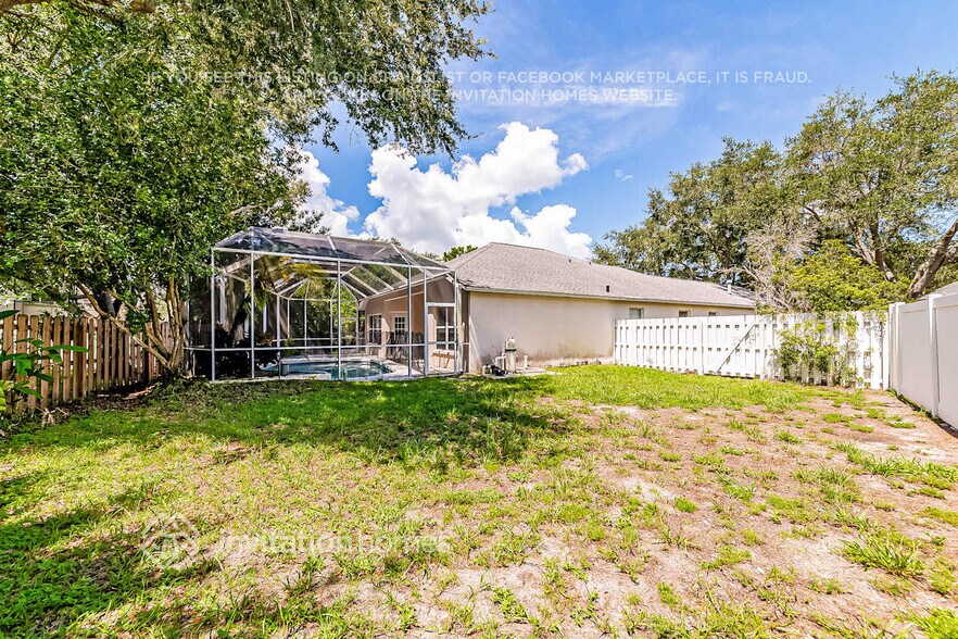 Building Photo - 6234 White Clover Cir