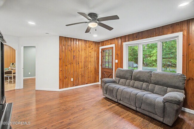 Building Photo - 26 Frenchs Ln