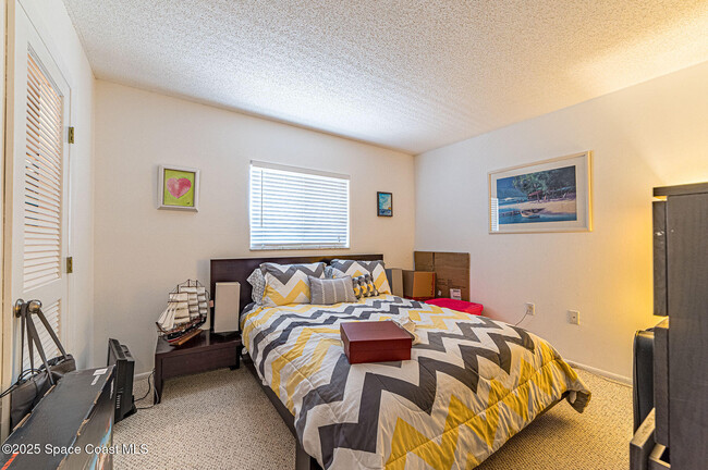 Building Photo - 1465 Jimmy Buffett Mem Hwy