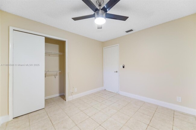 Building Photo - 2532 NW 87th Dr