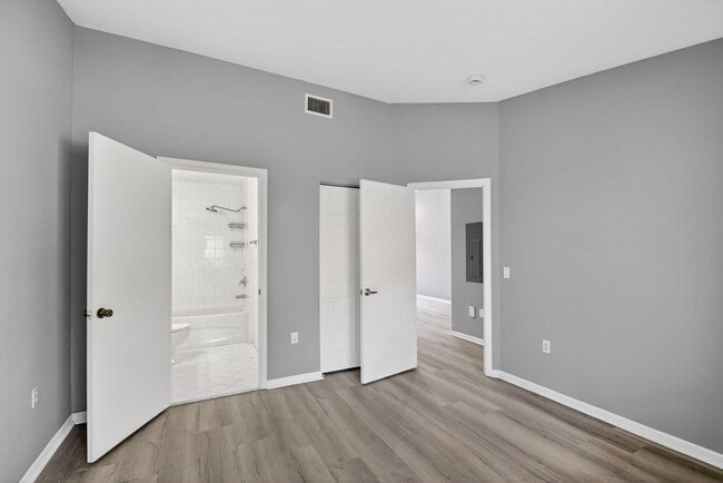 Building Photo - 3790 N Jog Rd