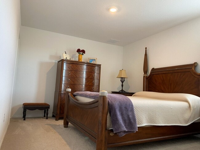 Building Photo - 252 Tugboat Annie Wy