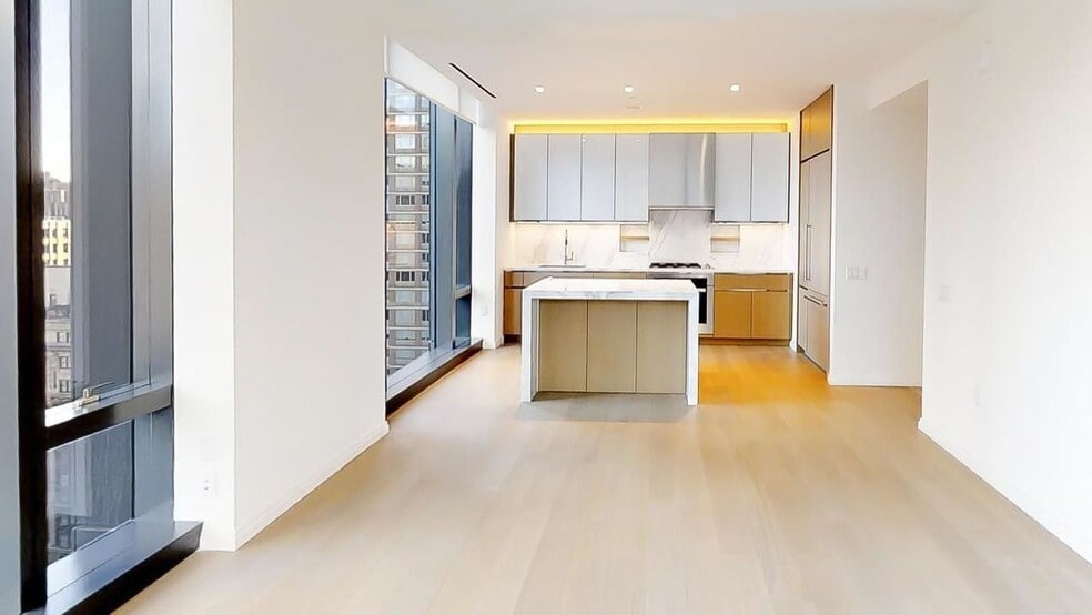 Building Photo - Stunning Lulury One Bedroom @ 277 FIFTH AV...