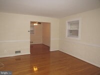 Building Photo - 121 E Glendale Ave