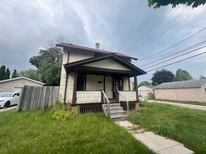 Building Photo - 1320 Swift Ave