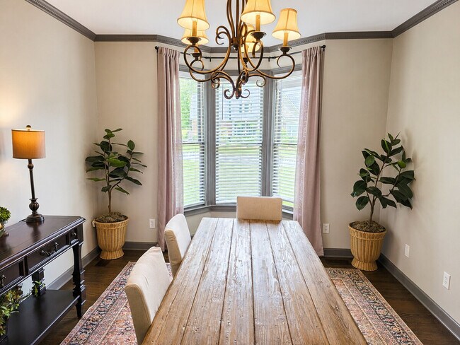 Building Photo - 10 Bridlewood Ct