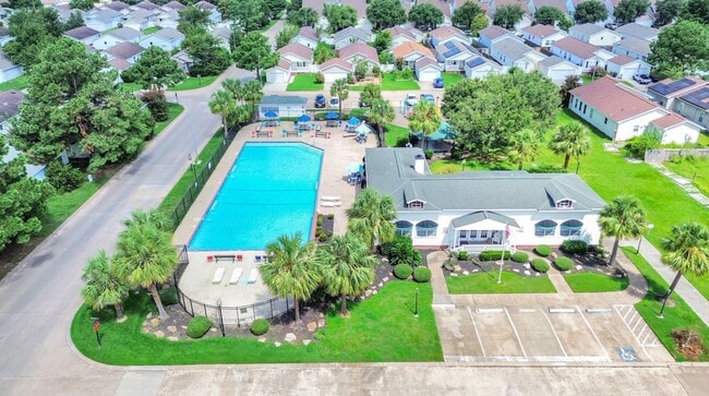 Building Photo - 21335 Sweet Grass Ln