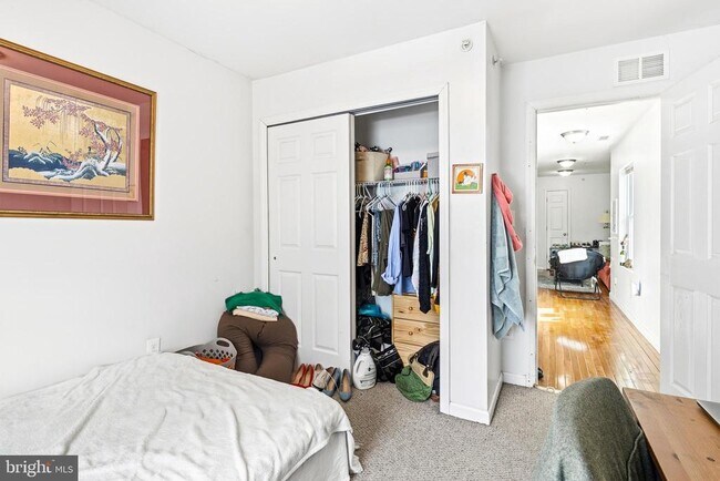 Building Photo - 2024 N Carlisle St