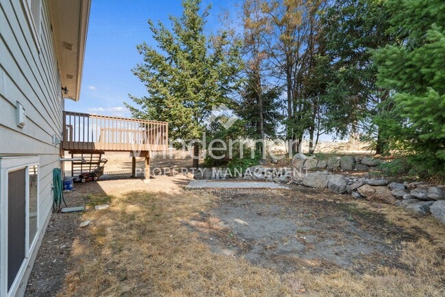 Building Photo - 4-Bedroom 2 Full Bath Home In The Valley -...