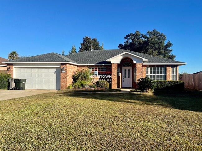 Building Photo - 3/2 Home in Cantonment
