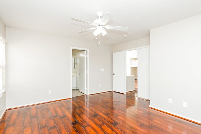 Building Photo - 799 Plantain Lily Ave