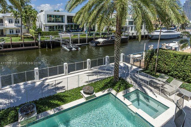 Building Photo - 2627 Castilla Isle