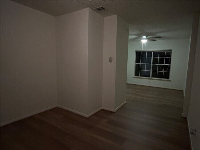 Building Photo - 3106 Rimrock Dr