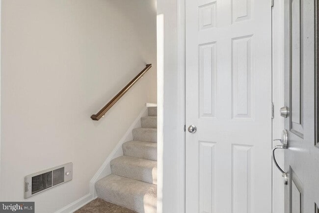 Building Photo - 20591 Geddes Terrace