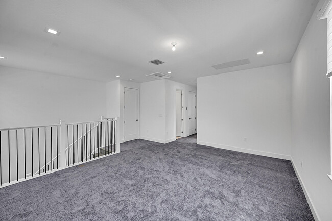 Building Photo - 13080 Feathering Wy