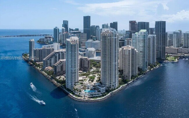 Building Photo - 888 Brickell Key Dr