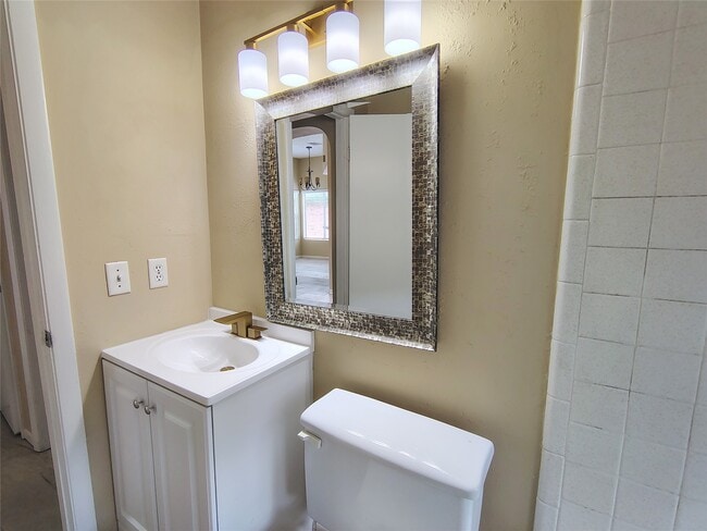 Building Photo - 4407 Waterfall Way