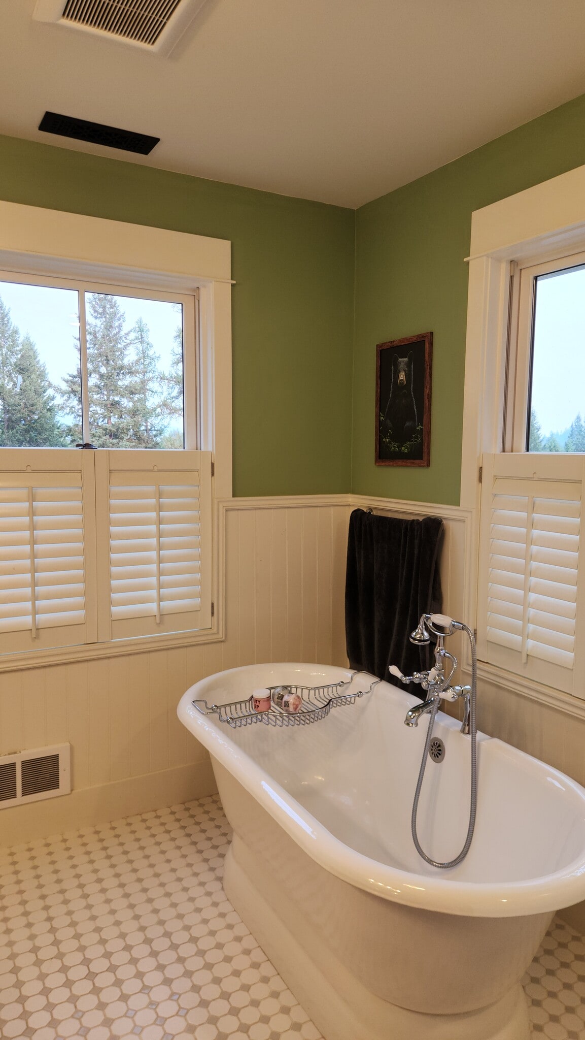 Main bathroom - 6710 Farm To Market Rd