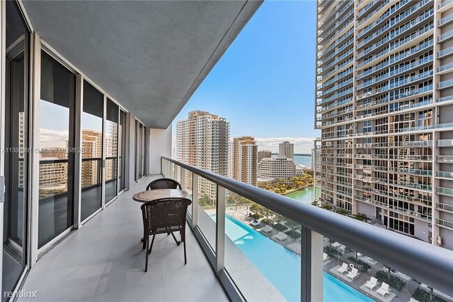 Building Photo - 2 br, 2 bath Condo - 475 Brickell Ave Apt ...