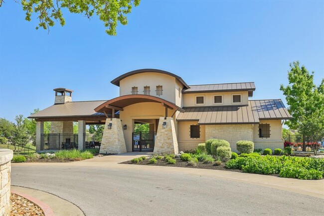 Building Photo - 200 Long Canyon Ln