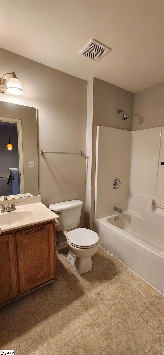 Building Photo - 32 Spring Crossing Cir