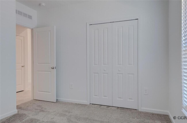 Building Photo - 1496 Brentwood Dr