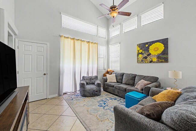 Building Photo - 6730 E Preston St