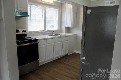 Building Photo - 1204 W Mauney Ave