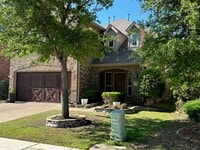 Building Photo - 504 Eastland Dr