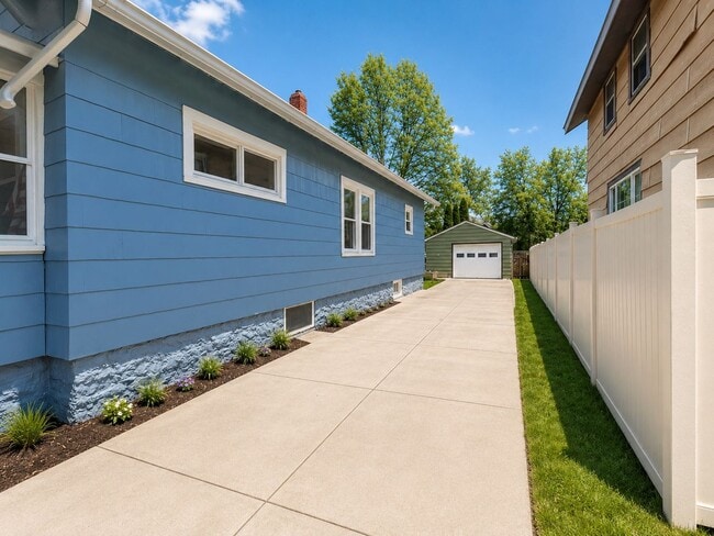 Building Photo - Click the “Apply Now” button or email wapmrentals@gmail.com for a prompt response.