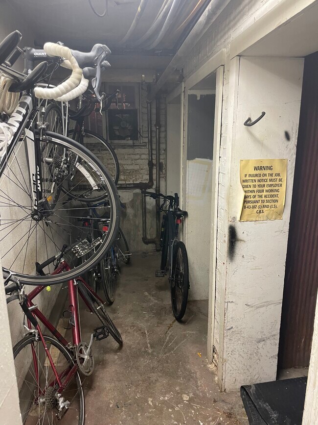 Bicycle Storage - 1365 N Corona St