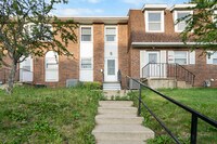 Building Photo - 2711 St Francis Dr