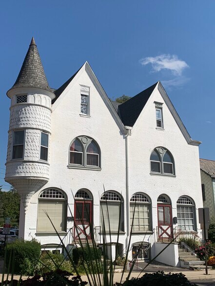 building - entrance on left corner - 139 N Main St