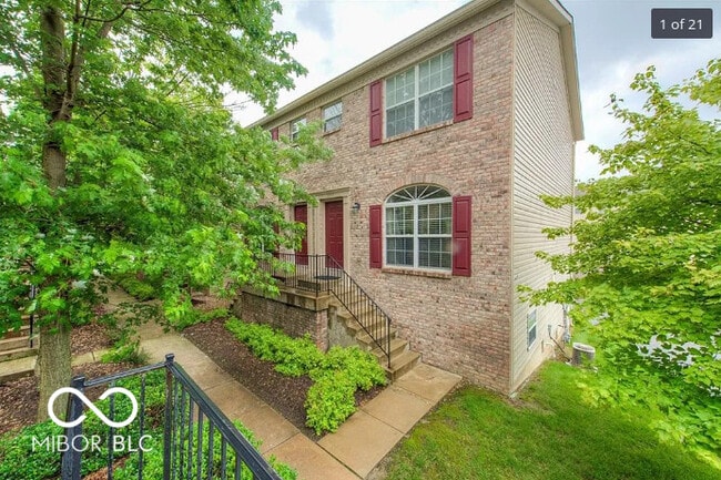 Primary Photo - 3057 Armory Dr