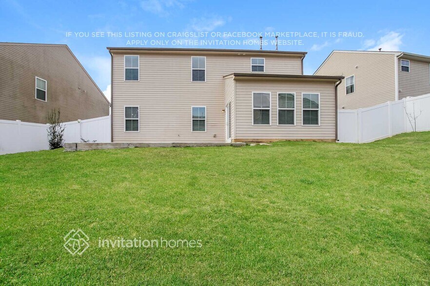 Building Photo - 10954 Tailwater St
