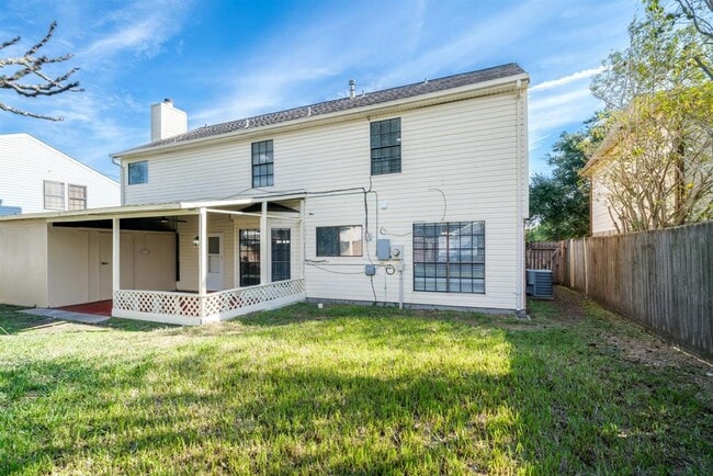 Building Photo - 4330 Heathfield Dr