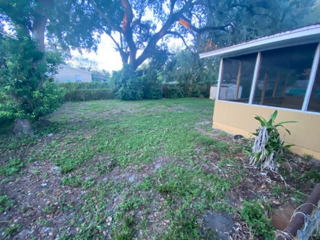 Building Photo - 98 Surf Dr