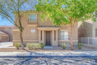 Building Photo - 9835 W Spinnaker Creek Ave