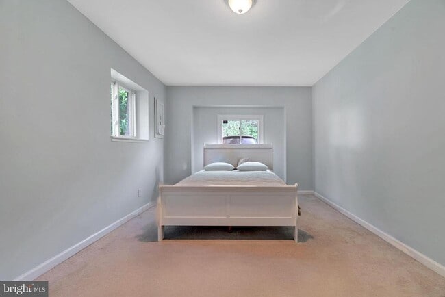 Building Photo - 2703 Gaither St