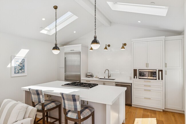 Building Photo - 760 Zinfandel Ln