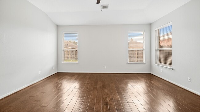 Building Photo - 15710 Flagstone Walk Way