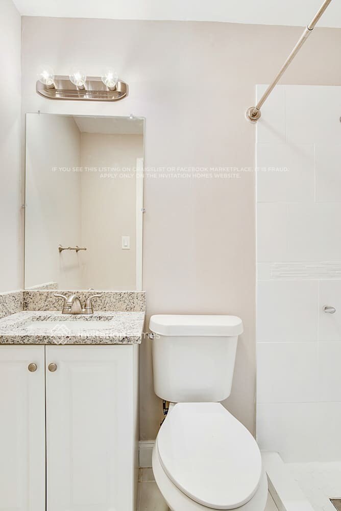 Building Photo - 6226 Dahlia Dr