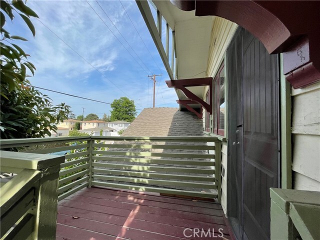 Building Photo - 394 S Shaffer St