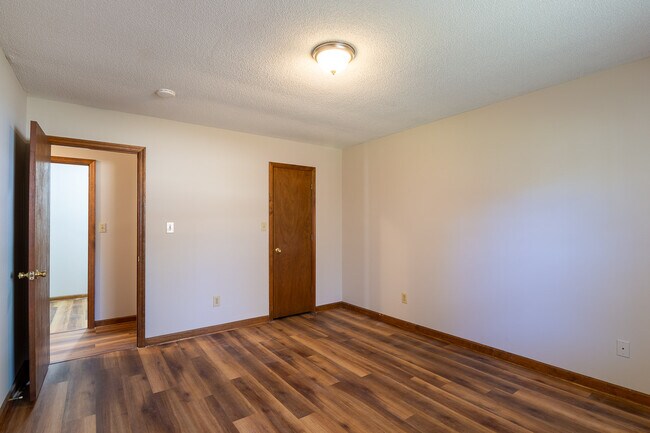 Building Photo - 123 Charlotte Ave