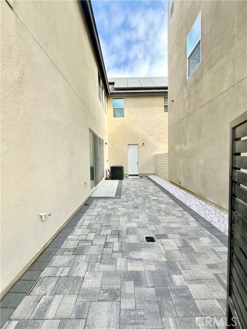 Building Photo - 27361 Alpine Mdws Ct