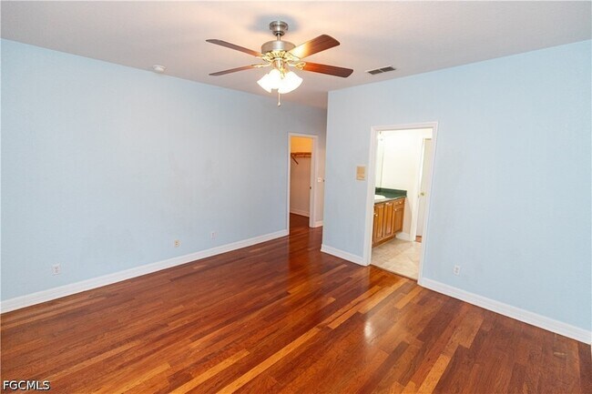 Building Photo - 8789 Paseo De Valencia St