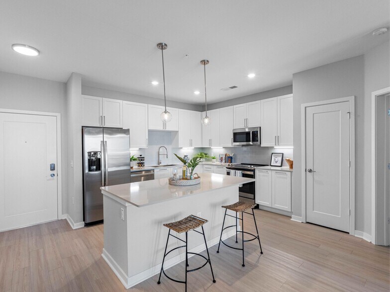 Primary Photo - Bainbridge Bayview