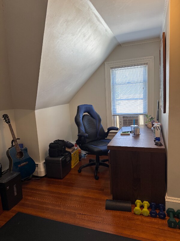 Building Photo - 130 Elmgrove Ave